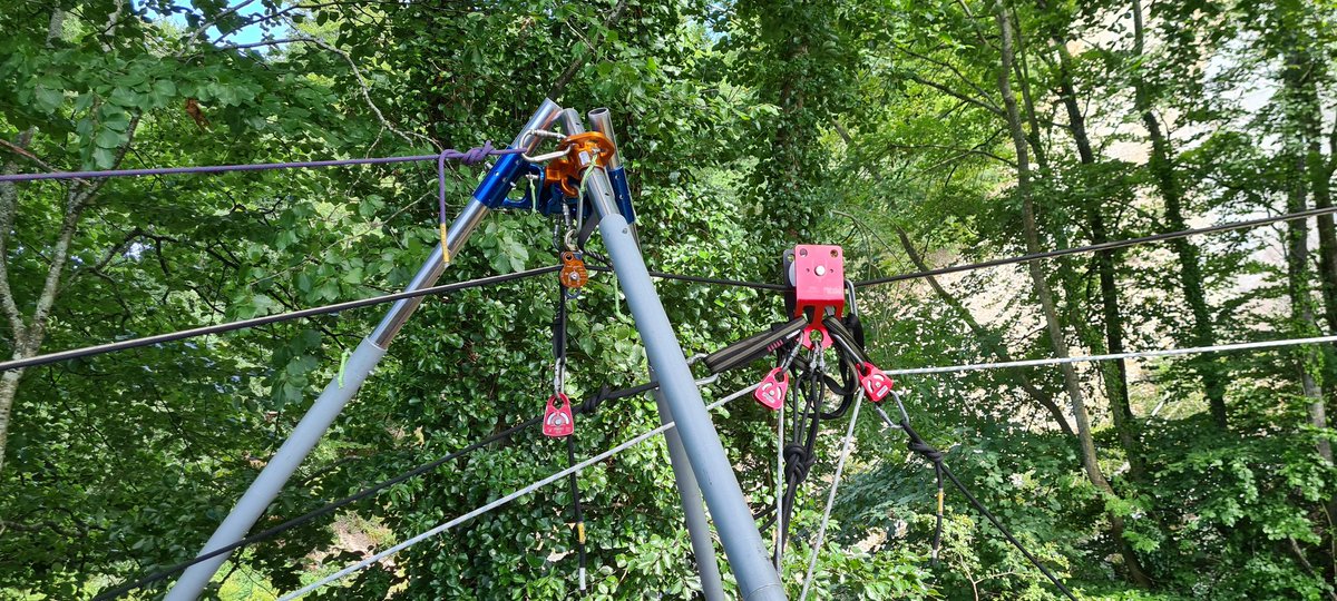 🚒TRAINING🚒
Mondays training for Blue Watch was all about line rescue. We constructed a high line across an old quarry and lowered a stretcher and attendant down to the fallen casualty. The casualty was then packaged into the stretcher and both were raised and moved to safety.