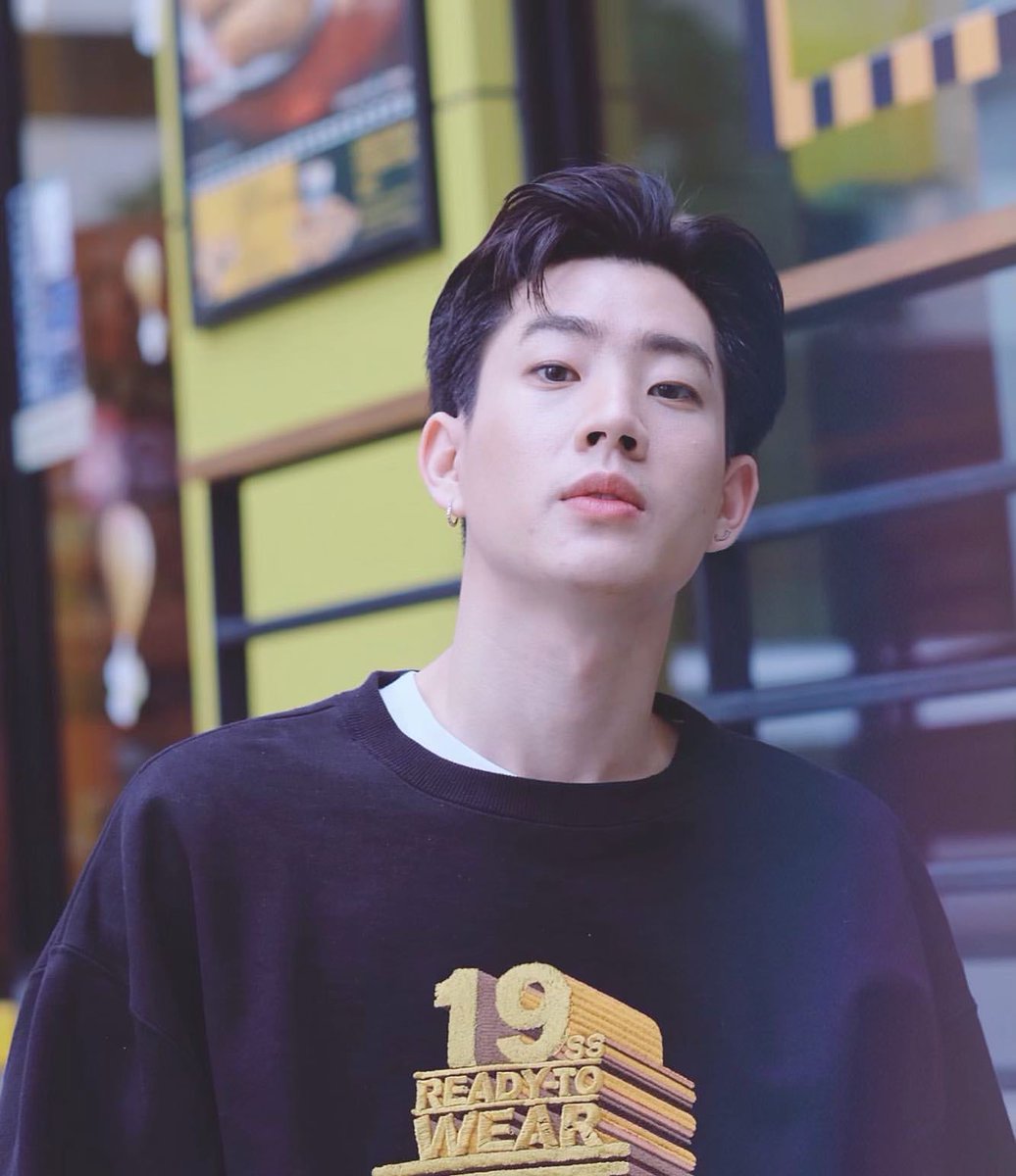 offgun au wherein, gun loves collecting stuff toys and other kid toys. Since he's a business major graduate he decided to open a toy shop. Off, a graduating engineering student is a frequent customer not because he likes toys but because he fell inlove at first sight w/the owner