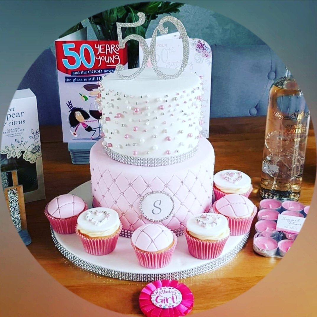 DoncasterThe's tweet photo. Happy 50th Birthday #50thbirthdaycake #doncastercakemaker #doncaster #southyorksbiz #southyorkshire #barnsleyhour #rotherhamisgreat #sheffield #cakemakerdoncaster #dnbusiness #2tiercake #birthdayideas https://t.co/IUTVATwUqq