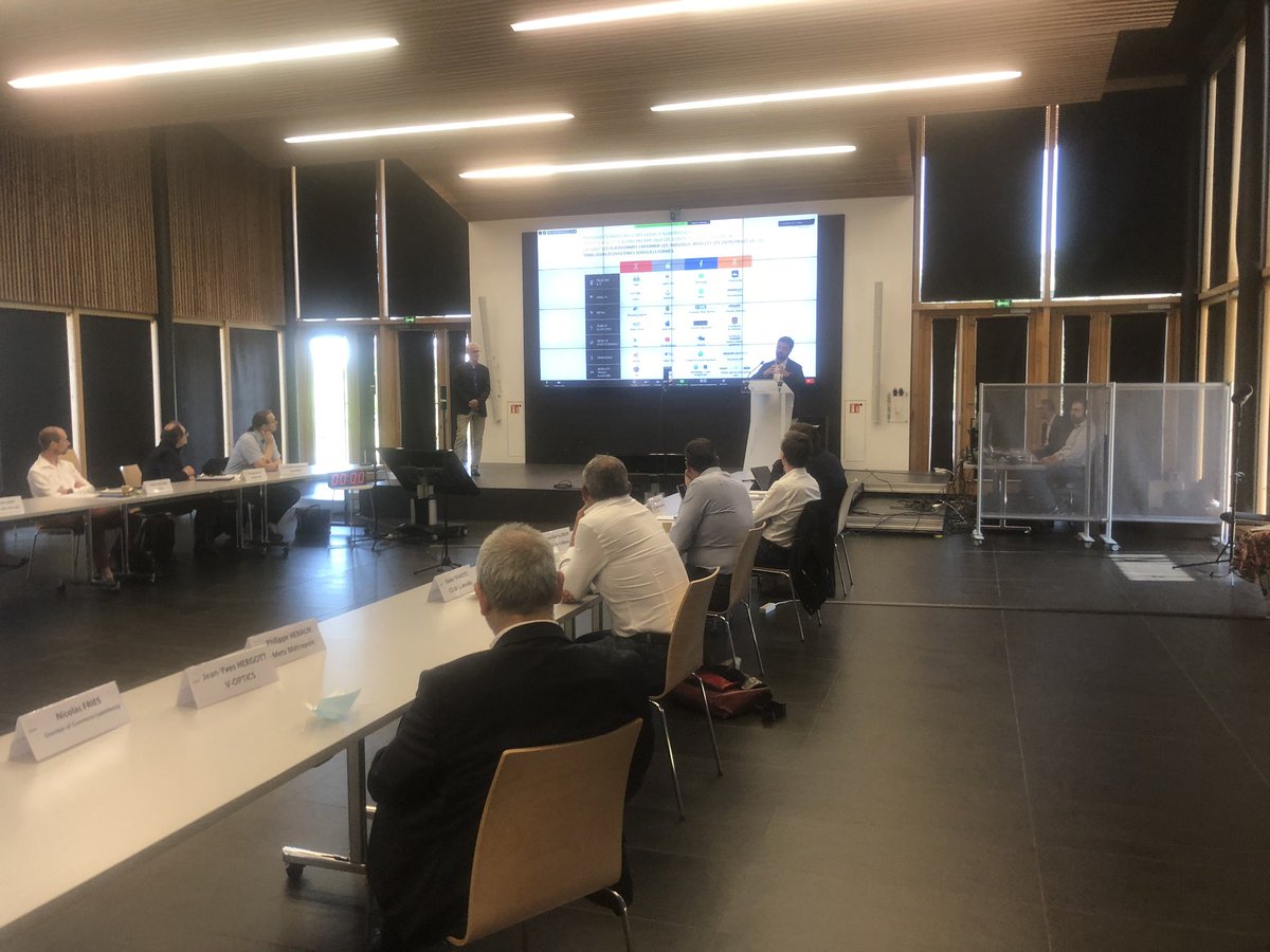 HGC2IME's tweet photo. Forte mobilisation sur les enjeux de la souveraineté numérique 🇫🇷 autour @Arno PONS, Délégué Général du Think Tank DIGITAL NEW DEAL FOUNDATION et de Didier AIT, fondateur @IAPraxis #Rebond industriel des Entreprises et des Territoires @AnneDeMetz @MetzMetropole  @KuhnIsabelle https://t.co/XGBW1ijuRh