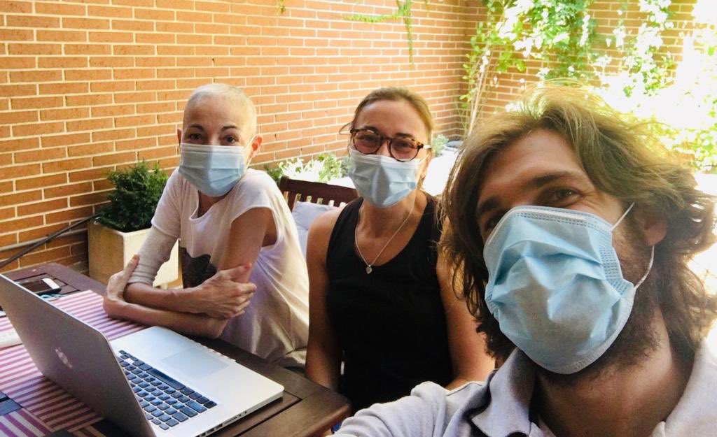 deportecancer's tweet photo. 👥Reunión de trabajo Deporte y Cáncer👥
👩🏼‍🎓Ultimando los detalles del Título de Especialización👨🏽‍🎓 https://t.co/tPukdoBZAr