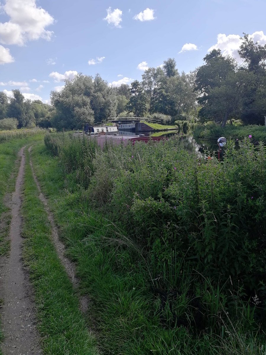 hertsboatrescue's tweet photo. #Volunteer Crew have been out today on #safety patrol on various river sites keeping an eye on #communitysafety
Remember #watersafety
If you see someone in danger donβt just jump in -call 999
#sawbridgworth #spellbrook #hertfordshire #volunteers #DrowningPrevention https://t.co/vV21eMSAZz