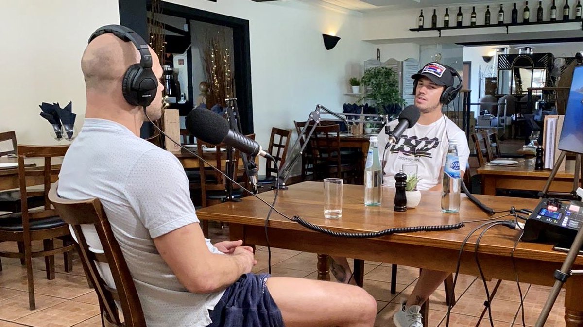 OFFLOAD_Podcast's tweet photo. Today at 5pm 🎙🥊 @MGWRESTLING https://t.co/UtVVGf4P1b