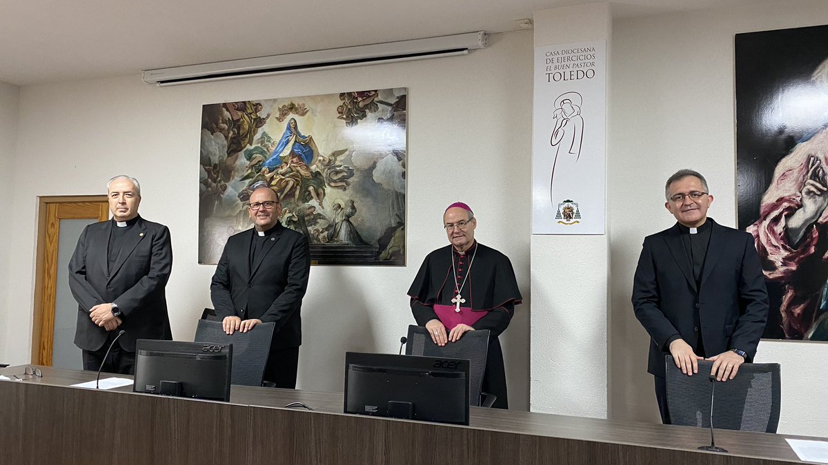 Don Angel Camuñas, nuevo Vicario episcopal para asuntos económicos, y don Raúl Muelas, nuevo Vicario episcopal para la vida consagrada.