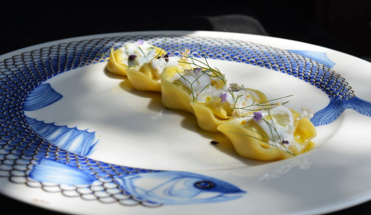 alancoxon's tweet image. Homemade ravioli, light succulent pasta filled with prawn mousse and topped with an albino caviar sour cream sauce. @GHCaviar @caviar #caviar #summertime  #summer #lunch #Italian #Food #pasta #seafood #TastyTuesday #eat #Enjoy