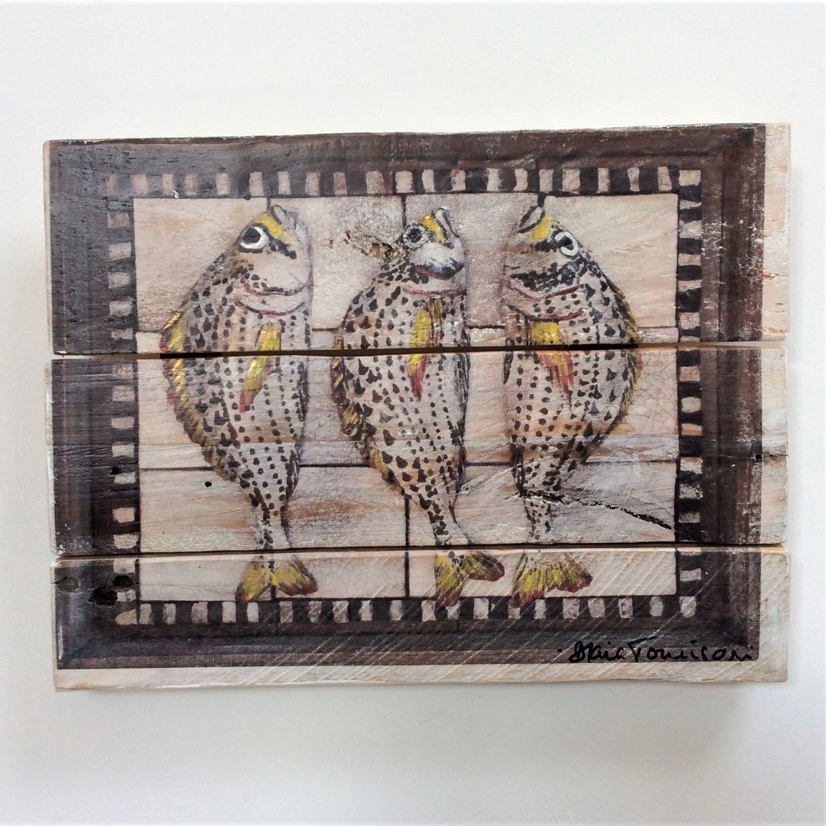 DTonnison's tweet photo. Today's Artist Support Pledge piece, Three Yellowfin Seabream. Follow me on Instagram for more details: https://t.co/Z6kl9dlNdQ 

#artistsupportpledge #matthewburrowsstudio #beautifulart #handmade #woodpanelprints #wallart #seabream https://t.co/vNbSOgEvCw