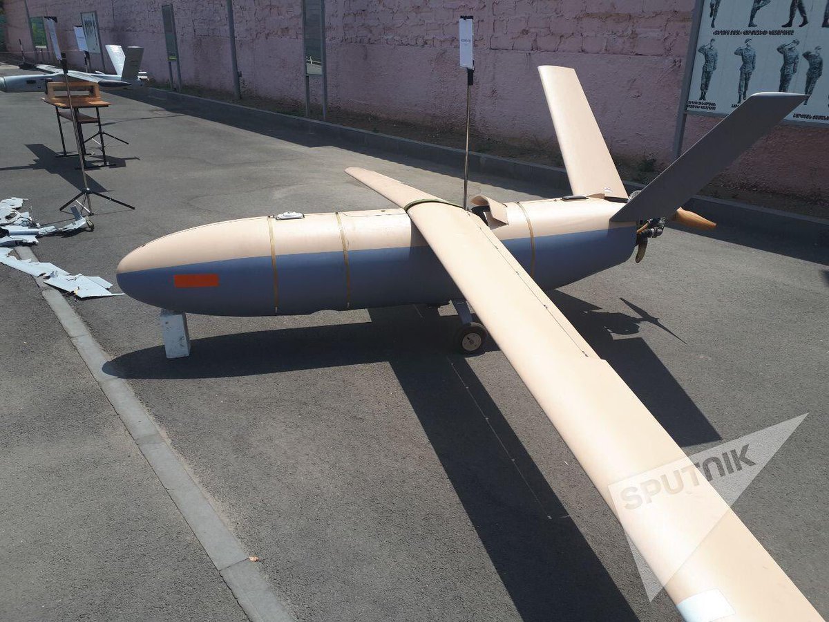 The Armenian MoD showed off some of the Azerbaijani UAVs and loitering munitions that crashed or were downed during the conflict including the Israeli-made ThunderB, Orbiter 3, and Skystriker. 85/ https://t.me/SputnikArmenia/6092