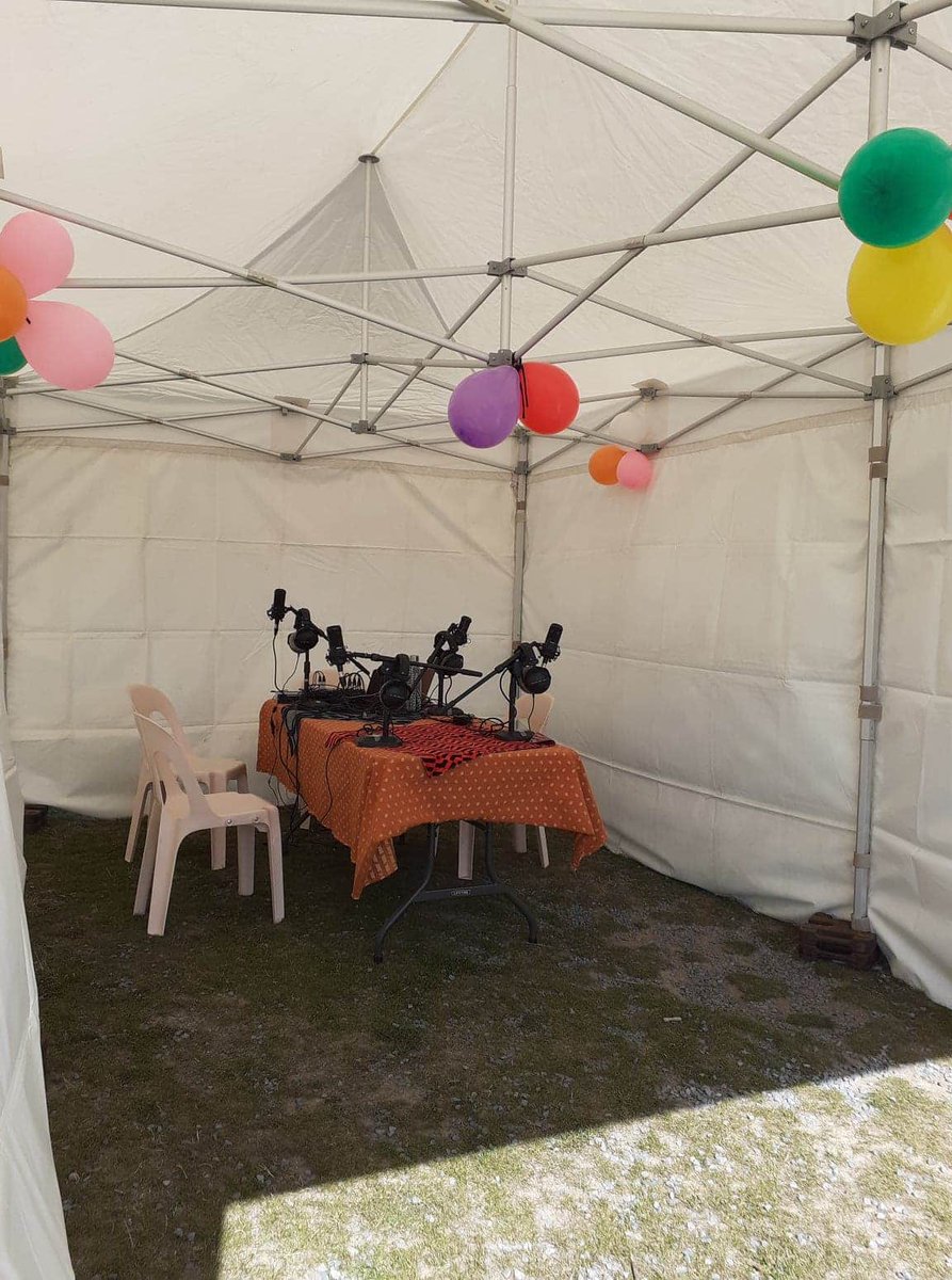 de_francas's tweet photo. Un Barnum, un été 2020  Voyage.. Ville de Lille 1ere pour les Francas sur le quartier Lille sud Et se rendre compte que les jeunes prennent leur place pour agir avec et auprès des enfants et de leurs familles, expressions Radio Francas, faire du livre un réel plaisir de voyager https://t.co/0Llu1BxHia