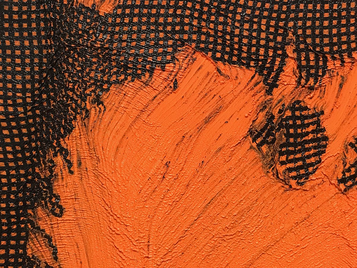 JMPaintingPrize's tweet photo. 1/2 In 2004, #JohnMoores23 was won by #AlexisHarding with his painting 'Slump/ Fear (orange/black)'. Its creation saw Harding pour oil paint onto primed MDF board. Still wet, quick-drying gloss paint was poured over it through a perforated guttering, making the ‘grid’. https://t.co/5YUvdCanKJ