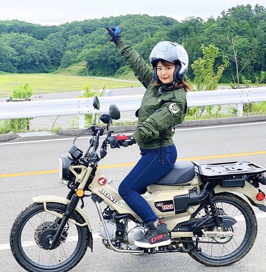 きいろいバナナ 本日の2枚 ジーンズ デニム ふともも バイク女子