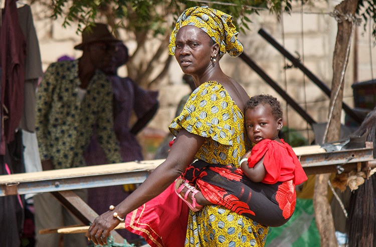 InedFr's tweet photo. Réponse B. : 52 couples vivent de nouveau ensemble au Ghana 10 ans après leur séparation, contre seulement 25 en Europe. Le regroupement est presque toujours plus fréquent en Afrique qu’en Europe.
https://t.co/zS0hoX8zNK #QuizIned https://t.co/EJTwdTKRIW