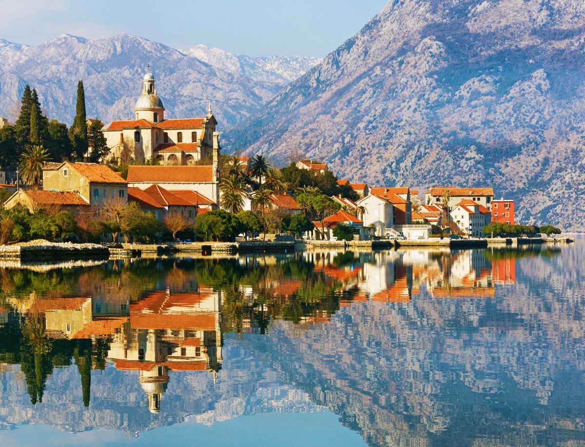 TUmagazin's tweet photo. PRČANJ - MESTO KOJE IMA DUŠU
#prcanj #Prčanj #montenegro #kotor #bokakotorska #perast #Tivat #kotorbay #beautifulview #landscape #jadranskomore #outdoor #jadran #wonderfuldestination #wanderer #turizamiputovanja #putovanje #putovanja #odmor #priroda #adventuretravel #crnagora https://t.co/vTmPI3BxEw