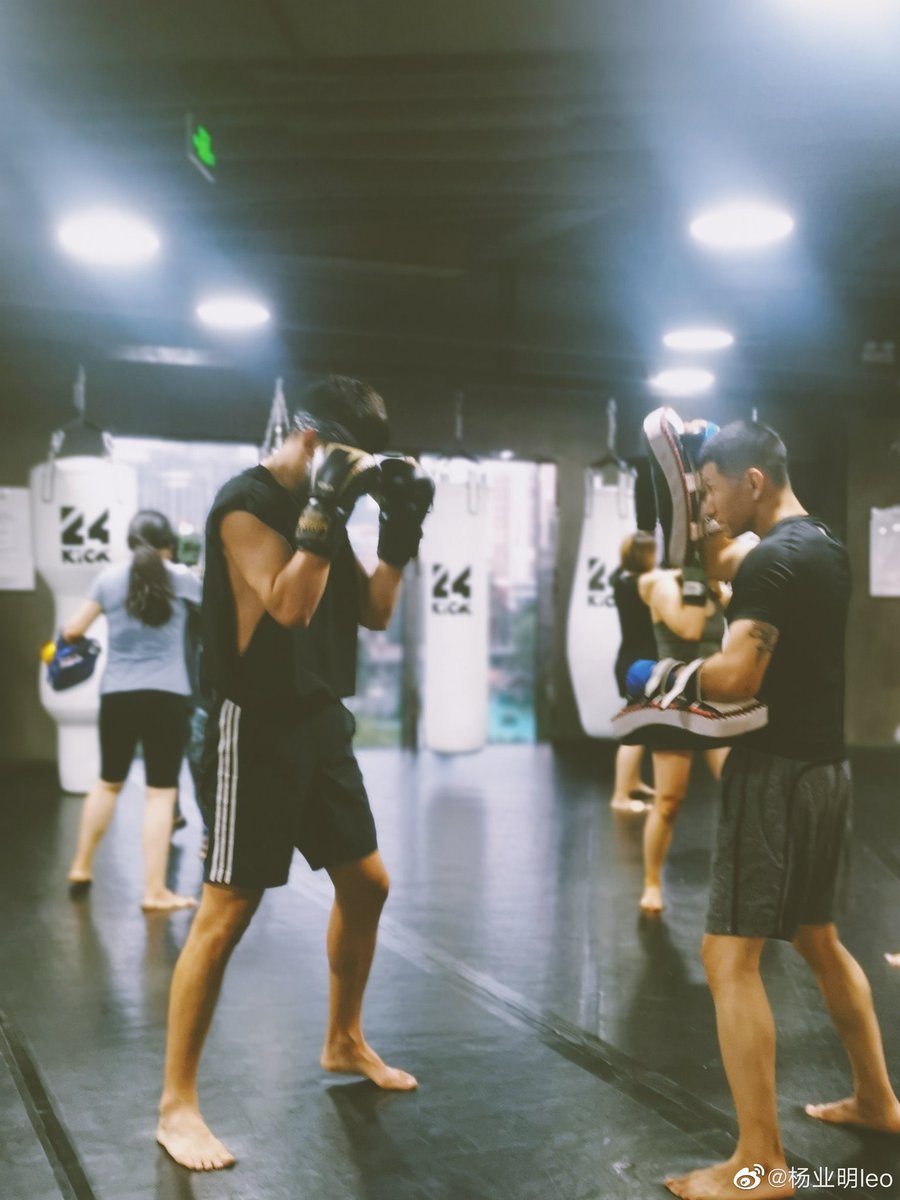 tengram10's tweet photo. 여름 ㅊㅔ고^ㅁ^ https://t.co/YB2Q2uvc1y