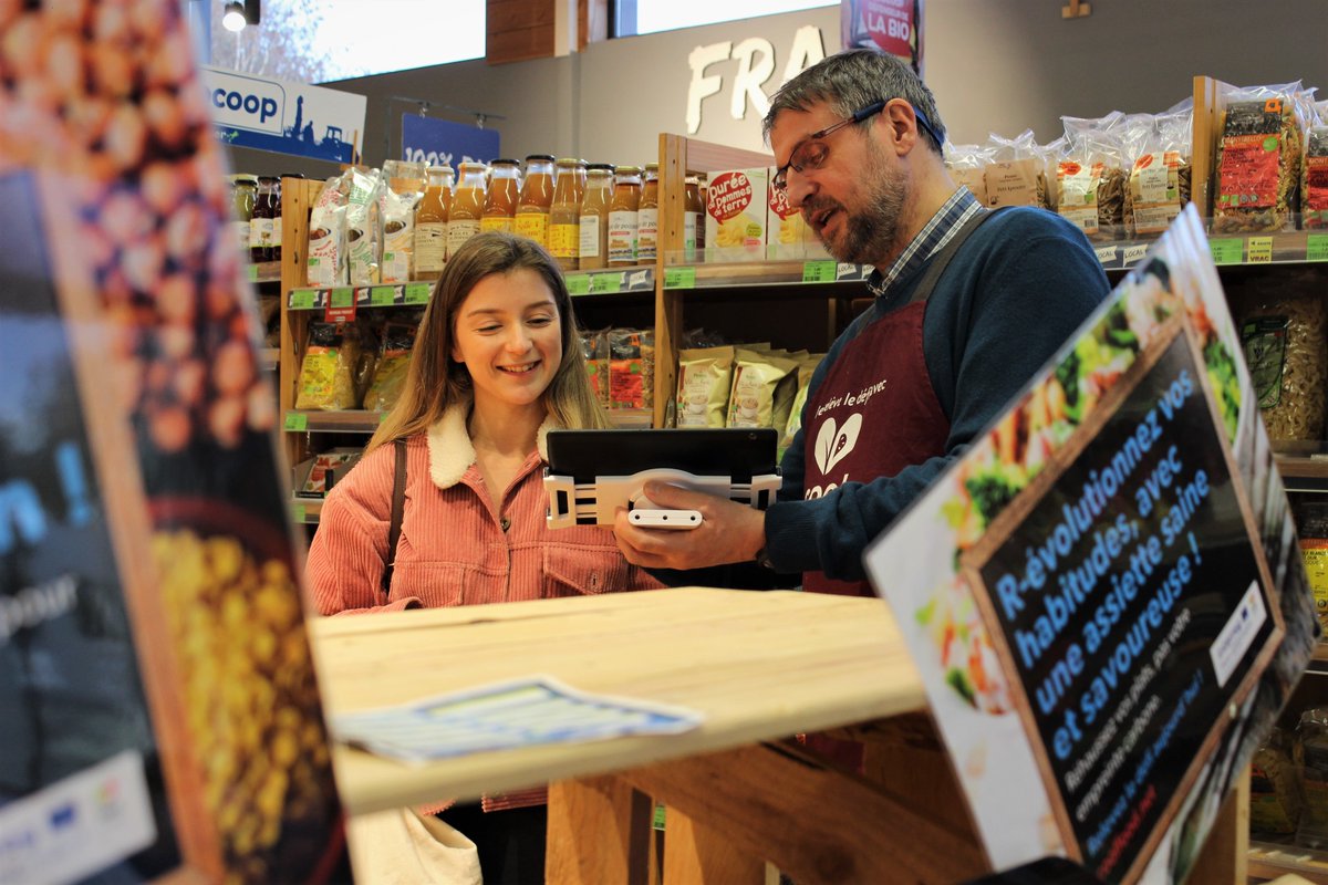 SustainablePECT's tweet image. We're delighted to announce that our @CoolFoodNet initiative has been named as a finalist in the European REGIOSTARS Awards 2020. Voting for the public choice award will finish on 15 Sept, visit regiostarsawards.eu and click the heart by Cool Food - thank you! #regiostars