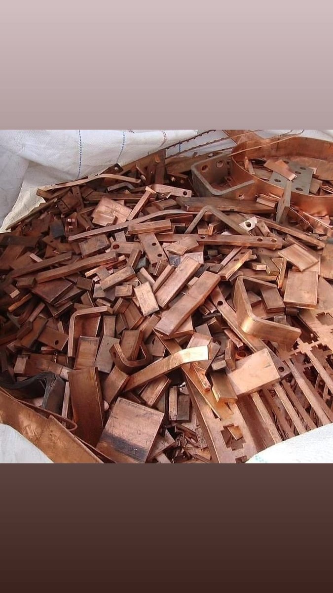 BrainAllen17's tweet photo. We supply 99.99% cathode copper and azurite malachite for more information contact as on this email address:brain7allen@outlook.com  what's ap +27659257360, fo the best price and negotiable. https://t.co/lRNe5r4qFI
