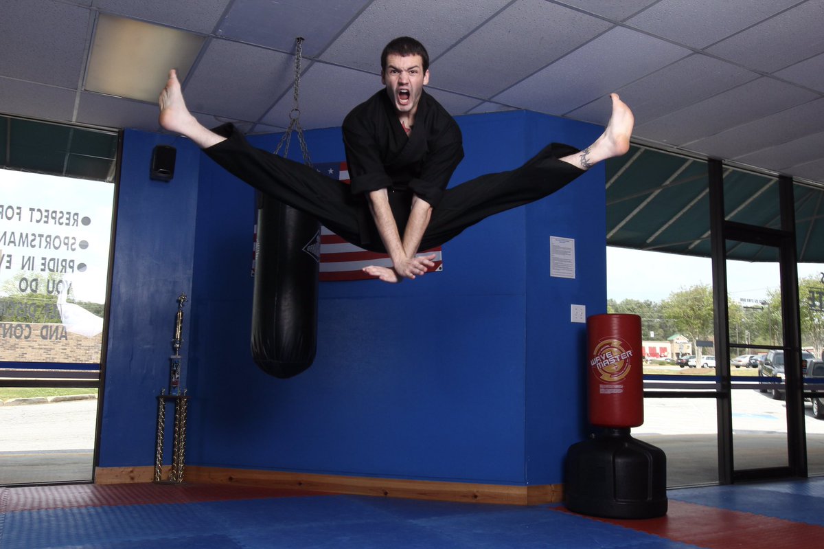 martialartswolf's tweet photo. Photo by KICKPICS
#splitkick #kickpics https://t.co/Aoavvju1Au