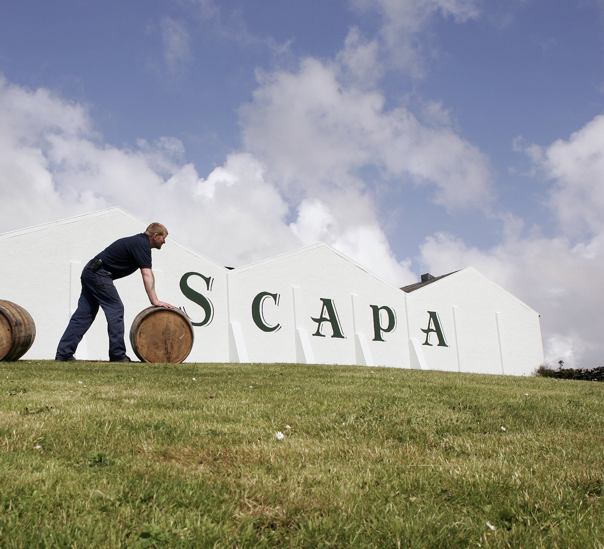 ChivasNewsRoom's tweet photo. From July 29th we will start reopening the doors of some of our beautiful brand homes in Speyside and Orkney, Scotland. 

We have introduced the necessary safety measures to ensure you have the best experience during your visit. 

The main changes you will notice are below: https://t.co/VYuujLTQVY