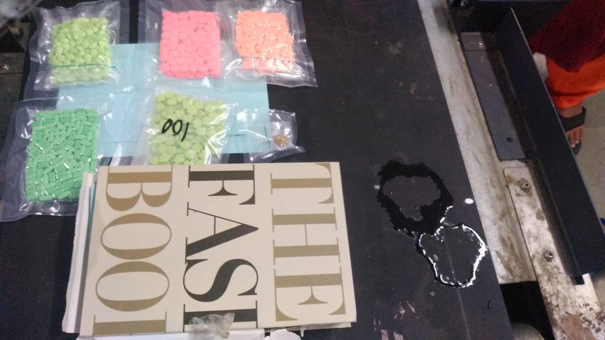 Ahmd_Customs's tweet photo. Ahmedabad Customs seized 504 Ecstasy Pills, weighing 240 Grams valued more than Rs12 Lakhs under NDPS Act from a parcel at FPO Ahmedabad.

These pills were very cleverly concealed in Cover Boxes. Further, investigation is in progress. https://t.co/Twit0nJzSk