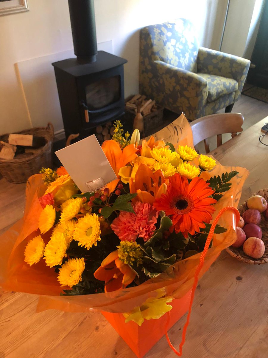 DPSFinancial's tweet image. plantation-florist.co.uk @PLANTATION41 WOW! My 3 children organised a bouquet for their mum (not me!) for her help with everything throughout the lockdown and school closures...we used a local florist in Gloucester....SUPERB!  Highly recommend, thank you!