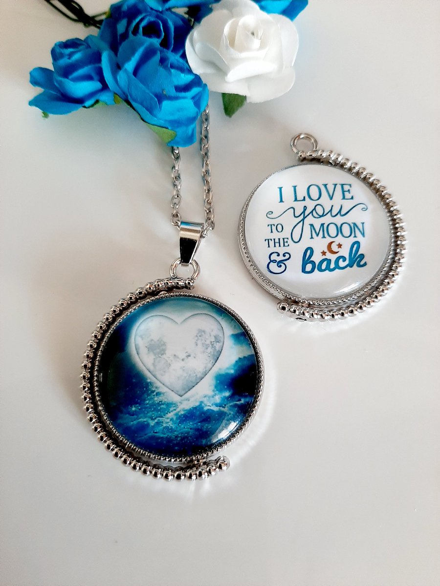 AilishMcKelly's tweet image. Happy International Moon Day
I Love You to the Moon and Back
Rotation Pendant €25 Plus €5 P+P 
#MoonDay #letspulltogether