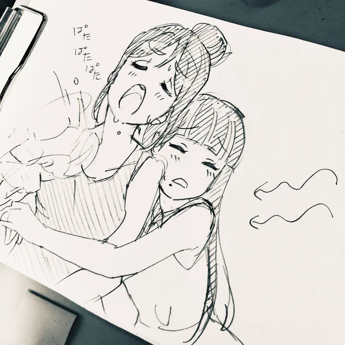 はぐぅのせいでくっつくのが好きになってしまった真夏の生徒会長さん 