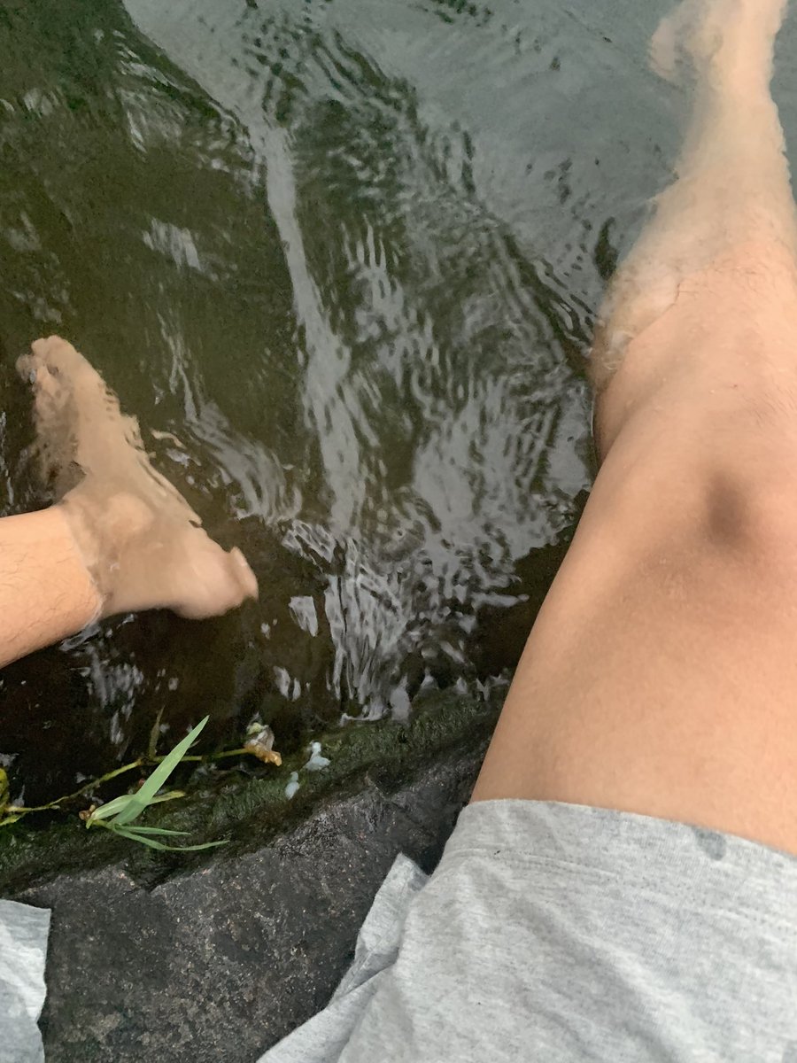 svaf317's tweet photo. 我亲手把我的儿子杀死在西湖水里了 https://t.co/qH6rk7IDaI