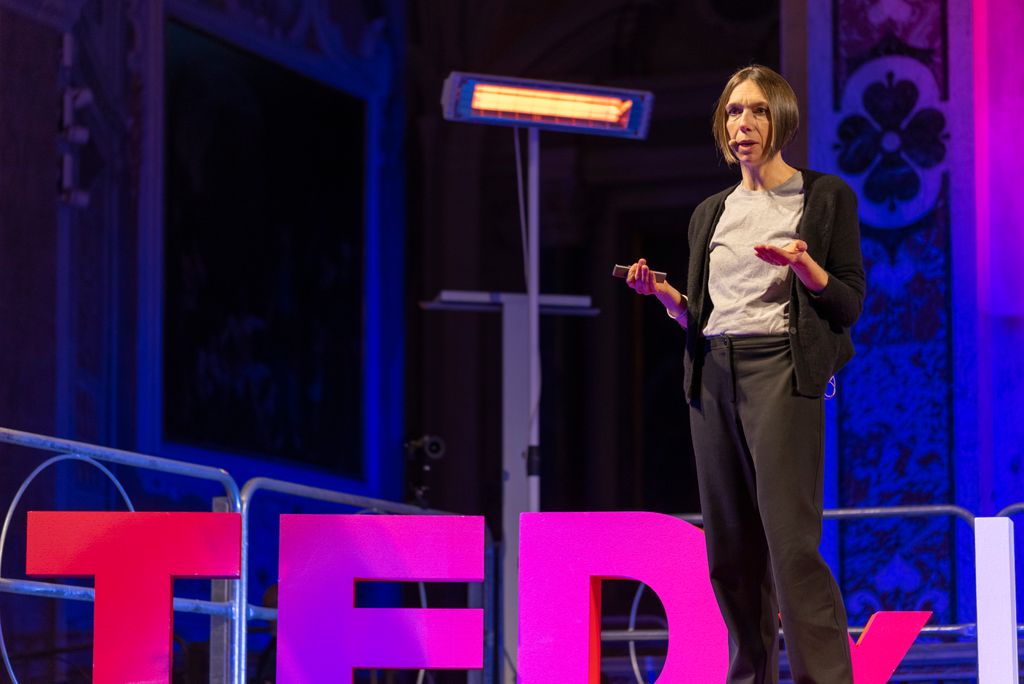 tedxlucca's tweet photo. Come fare a capire se un farmaco si adatterà
perfettamente alla tua unicità,
ai caratteri scritti nel tuo DNA?

Te lo spiega la Dottoressa Barbara Matteoli, biologa e ricercatrice,
in questo video tratto dallo scorso TEDxLucca

👇🏻👇🏻

https://t.co/ibZ1xDOV05 https://t.co/Y4PBtzqAwA