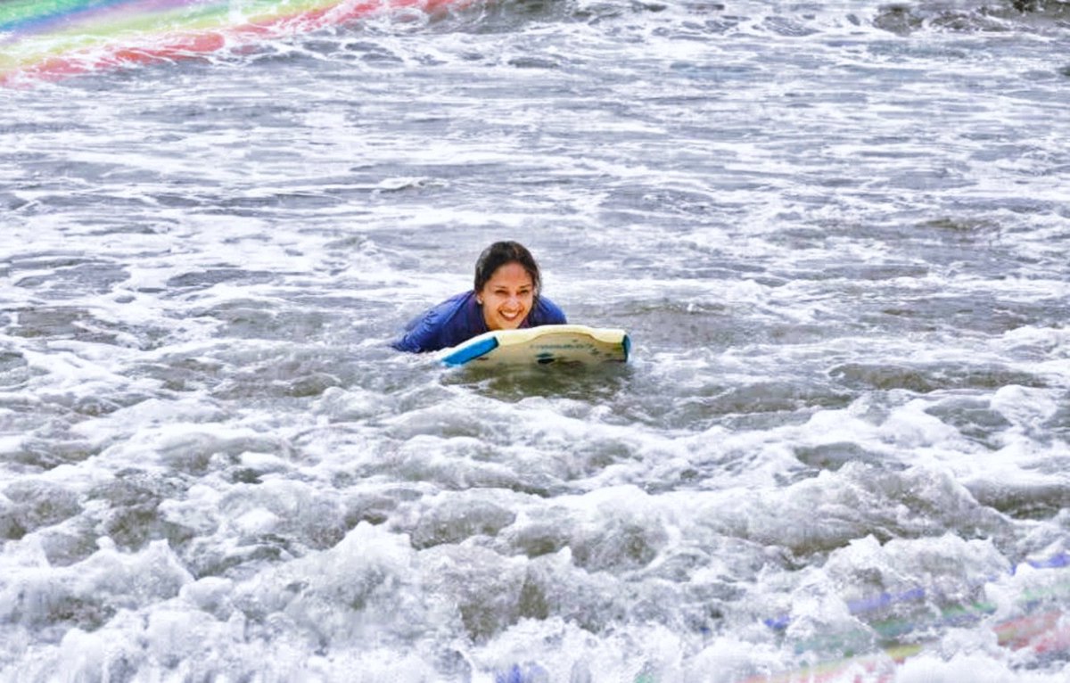 MadhuriDixit's tweet photo. Take me back 🏄‍♀️🌊
Experiences shape us into who we become. Let's use this time in lockdown to create unique experiences for ourselves &amp; our loved ones. Learn a new skill, solve puzzles, cook a meal... Once the world opens up remember to always choose #ExperiencesOverThings ⚡ https://t.co/WkYXvNp2rG