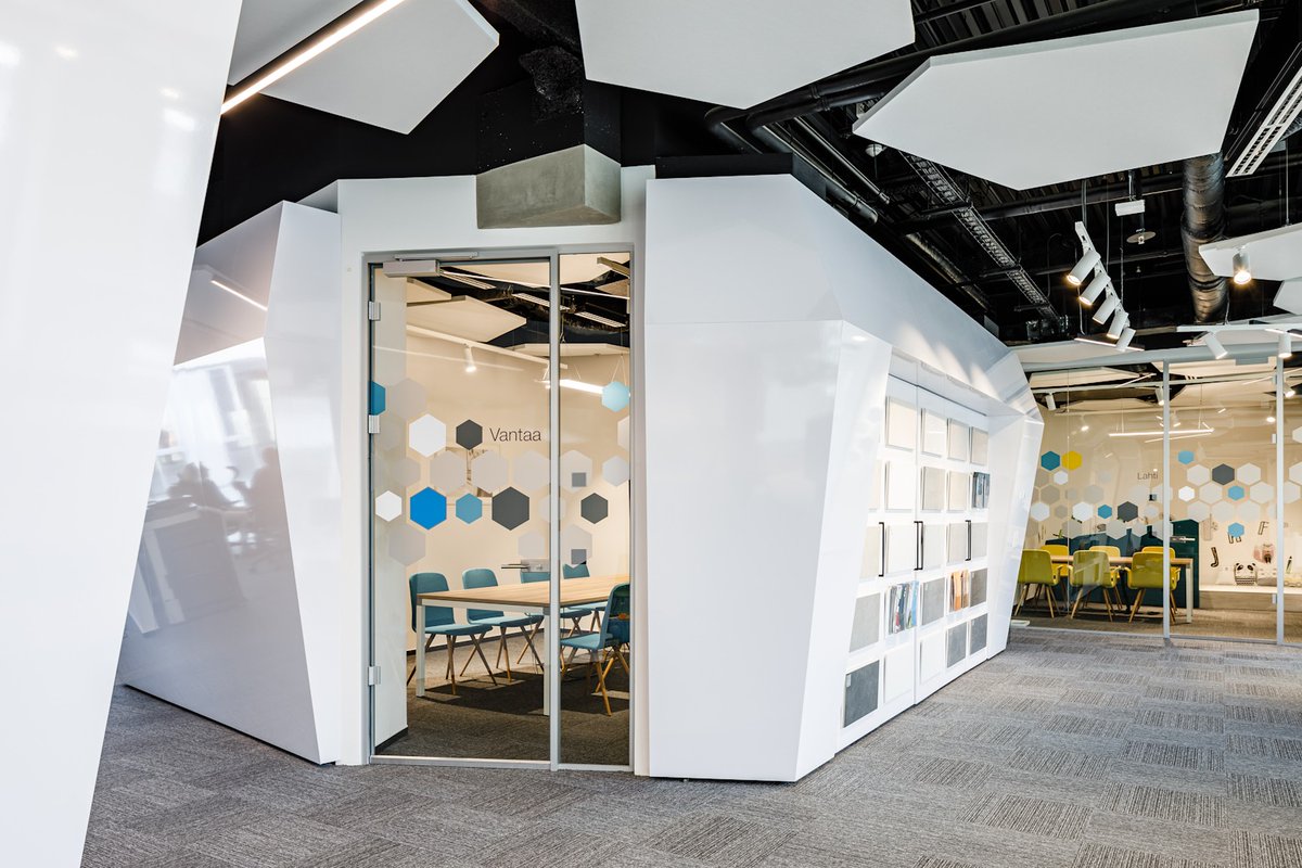 ldseatinguk's tweet photo. Our top collections look great in this bright space. Melody Meeting , Kubik Box and Sunrise - have a look at https://t.co/G8atjqjGQl to see the full range of all of them.
#chairs #seatingsolutions #meetingchairs #officechairs #officefurniture #furniture #contractfurniture https://t.co/e267QwXRDO