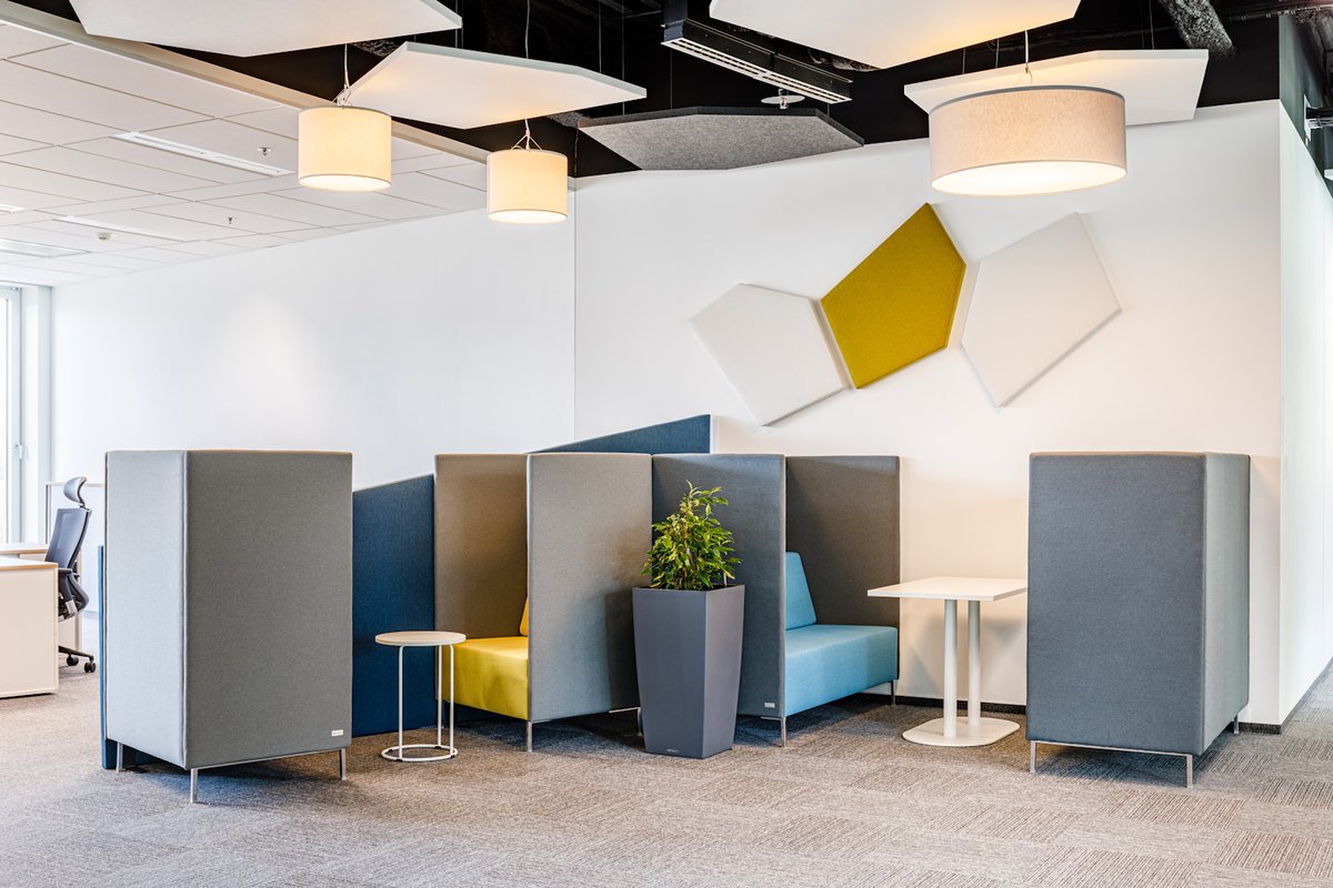 ldseatinguk's tweet photo. Our top collections look great in this bright space. Melody Meeting , Kubik Box and Sunrise - have a look at https://t.co/G8atjqjGQl to see the full range of all of them.
#chairs #seatingsolutions #meetingchairs #officechairs #officefurniture #furniture #contractfurniture https://t.co/e267QwXRDO