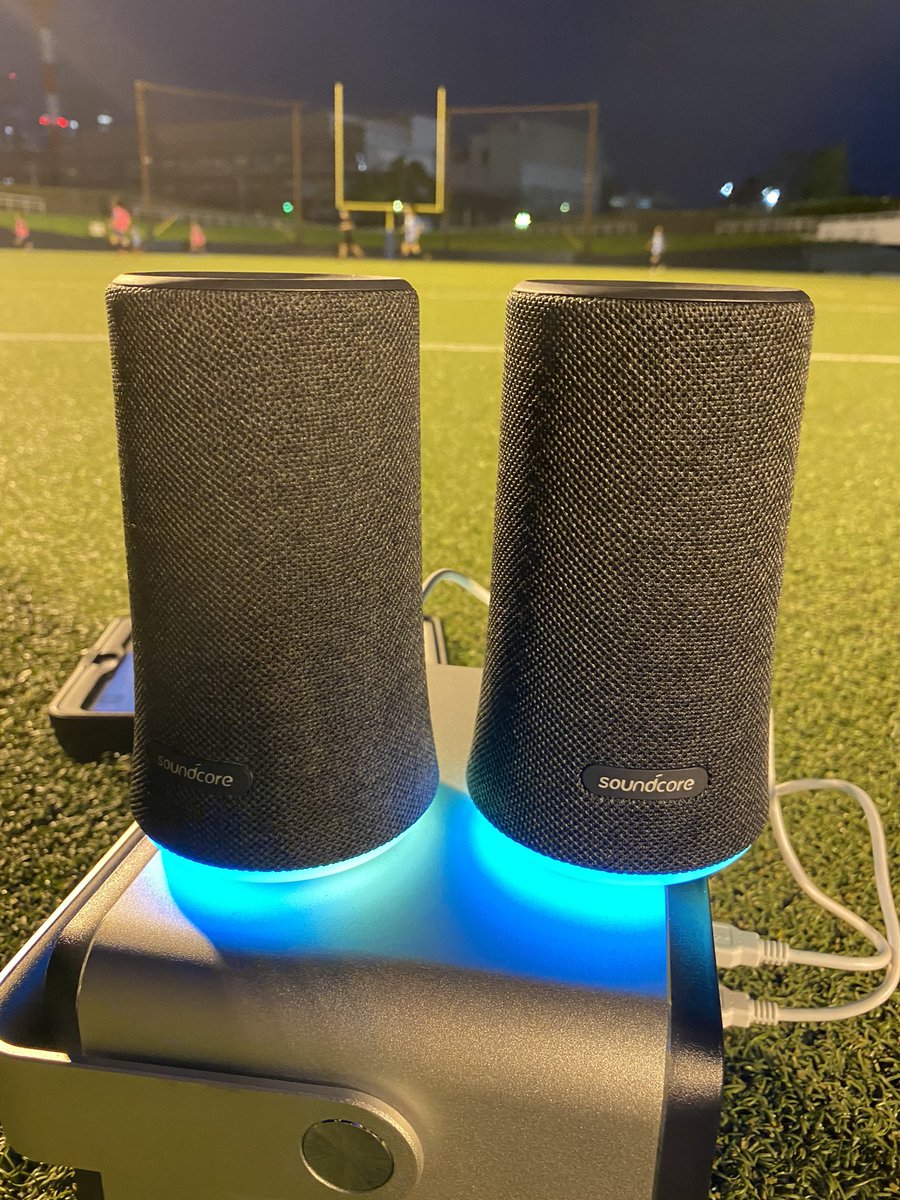 kawasaki_fujimi's tweet photo. いつもお世話になっている@Anker_JP さんの #SoundcoreFlare
#AnkerPowerHouse を使用して、川崎フロンターレU-18がトレーニングを行いました🏃♂️‼️
#Anker さんいつもありがとうございます😊
#富士通スタジアム川崎 #川崎球場 #frontale https://t.co/yLu1e6M6Y5