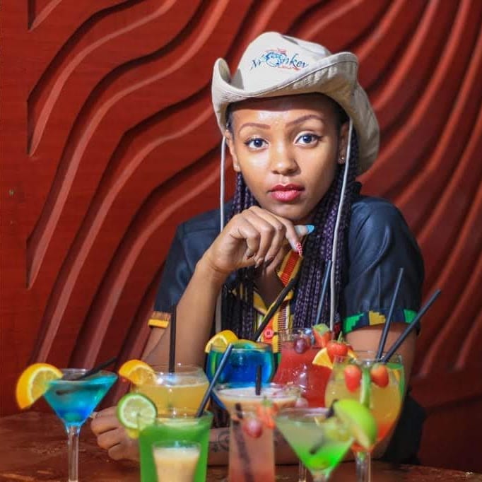 bettliz_'s tweet photo. @TheKenyanBoy Hi My name is Betty. A freelance Mixologist. I heard you are looking for a Mixologist for an event. 0713510423. You can check my IG page @betty_the_mixologist, for preference. I look forward to working with you. Thank you in advance. https://t.co/KKfC6Re7nV