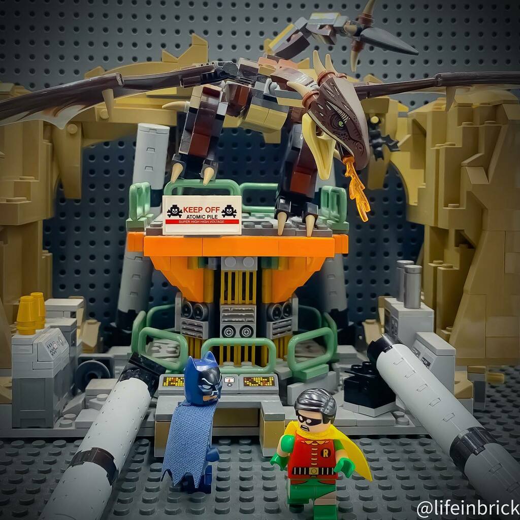 lifeinbrick's tweet photo. “Holy fireballs of doom, Batman. Sorry, but I have my limits and you do not pay me enough for this...”
#batman #robin #dragon #batcave #batman66 #brucewayne #dickgrayson #legobatman #legodragon #lego #dccomics #justiceleague #legostagram #instaleg… https://t.co/9YuizJY5uF https://t.co/sQomy6Bk7R