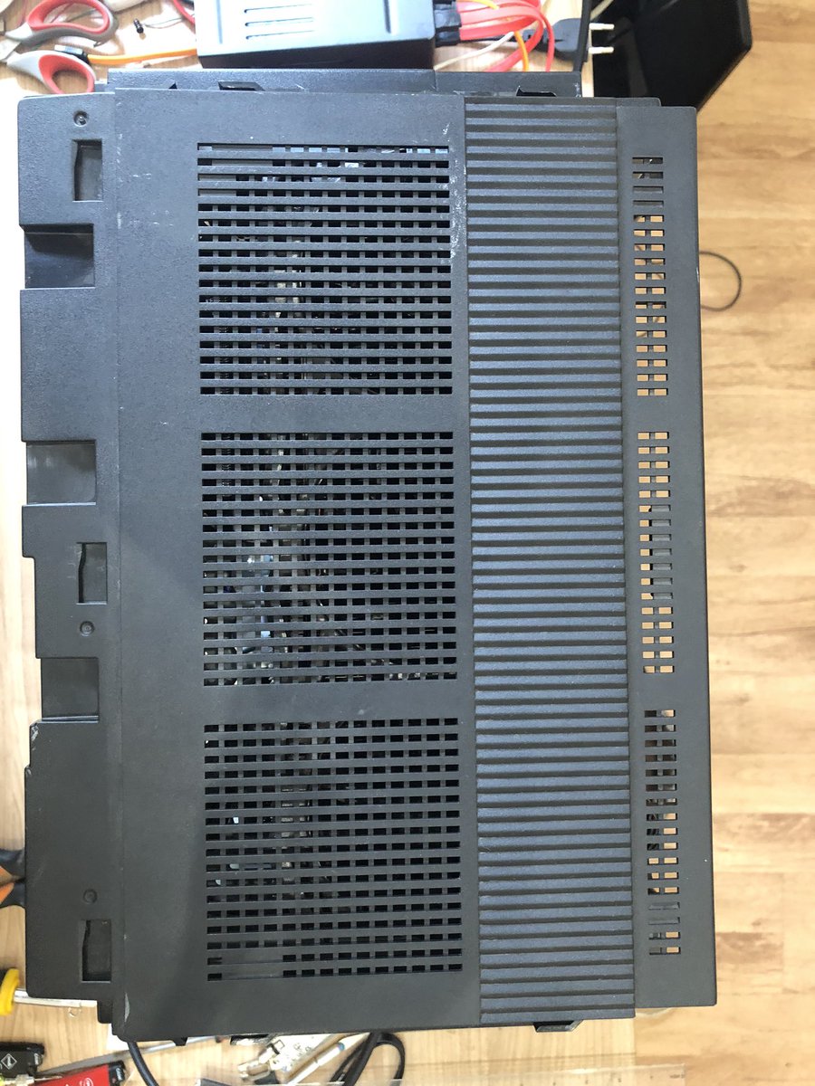 WowihaY's tweet image. #CustomMod прикинув рідний обвіс від АТС. Тумба, боковухи стають ідеально. Верхню кришку з однієї сторони треба буде вирізати стойки, бо їх місце зайняла відюха.