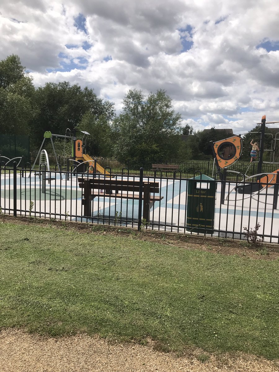 ricegrubble's tweet photo. Playground 2, just along the brook. https://t.co/5YGXgugkkY