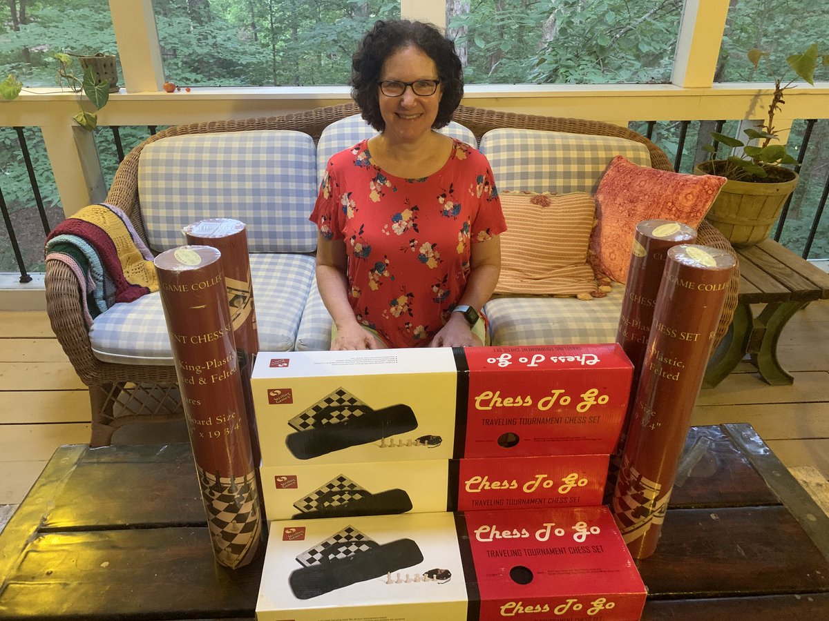 EdmondsChess's tweet image. Welcome back Price Chess. Students, let Mrs Edmonds know if you still need a chess set at home. Checkmate! #choosepurpose #chooseprice ⁦@PBS_Atlanta⁩ ⁦@APSPrice⁩