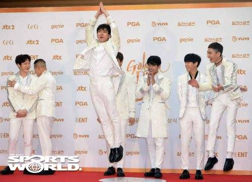 sungjae said their red carpet poses are more important than their comebacks and btob just yea hes right we agreed