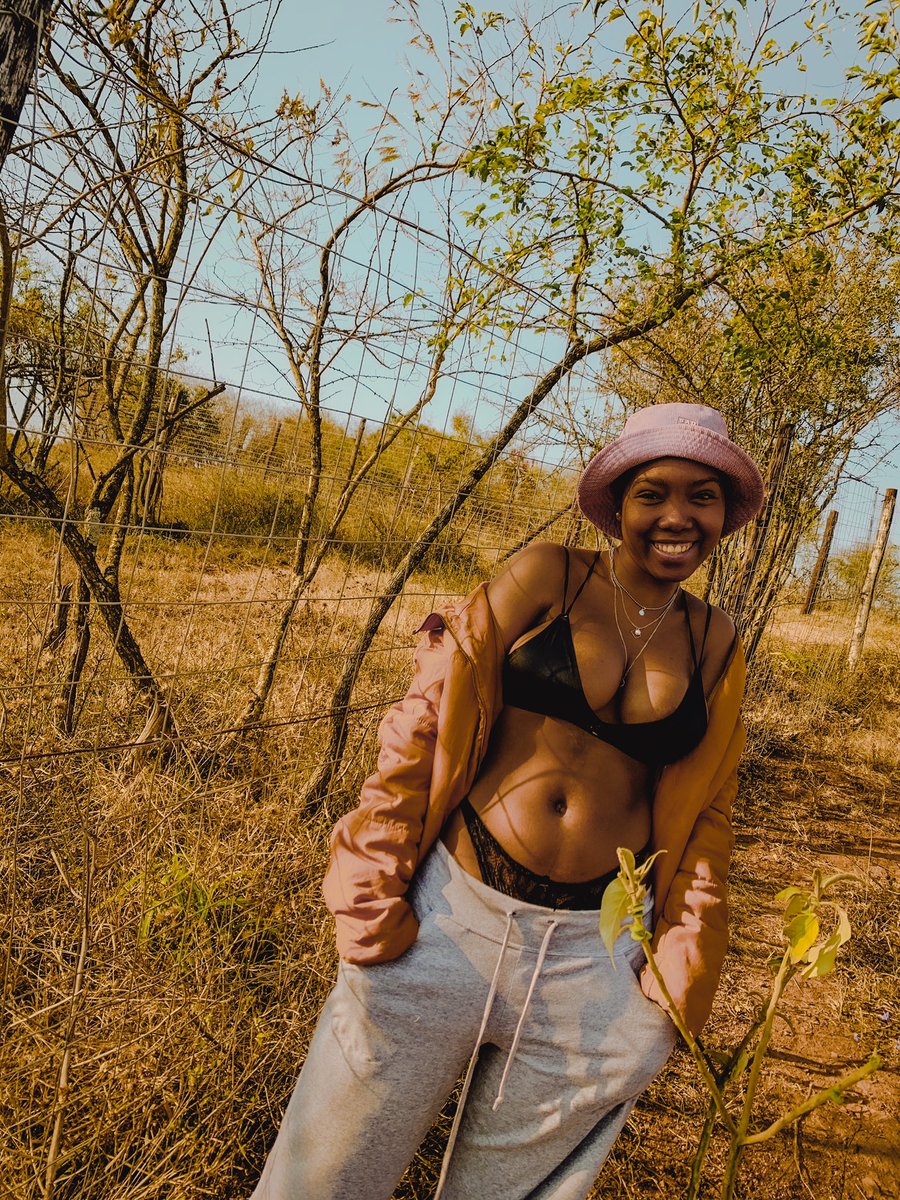 Bellathe6th's tweet photo. Face wasn’t cooperating but...✌🏽New Body who dis!?👀 https://t.co/BCmVMqd0cI