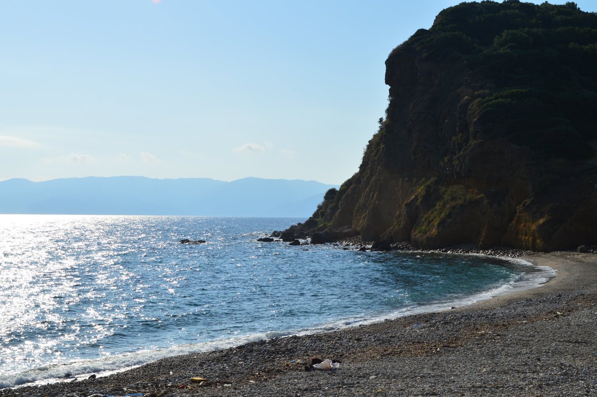 Το ανατολικότερο άκρο της ηπειρωτικής Θεσσαλίας. Στο βάθος φαίνεται η Σκιάθος. 
#Pelion #offthebeatenpath #Skiathos