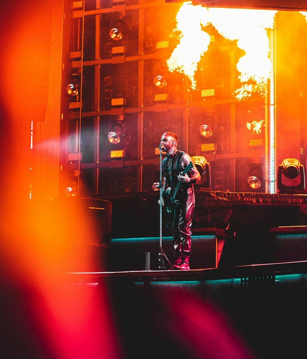 🇩🇪🔥 Rammstein erreicht mit seinem YouTube account über 5 Millionen Fans.
Mit 286 Millionen aufrufen gehört das Musikvideo "Du hast" zum erfolgreichsten des Kanals 🔥🇩🇪
_
#rammstein <a href="/YTCreatorsDE/">YouTube Creators DE</a>
_
Quelle:
instagram.com/p/CC3lJDXHa0B/…