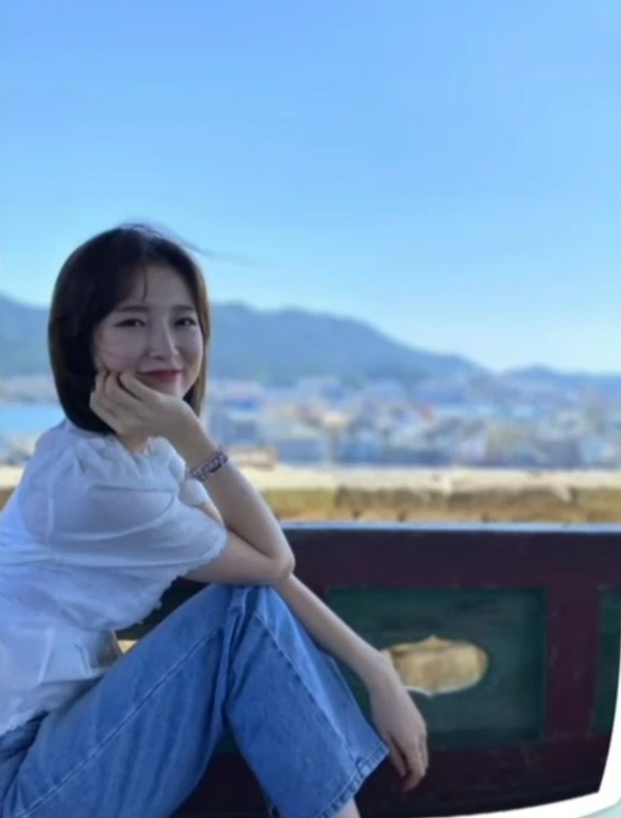 rin_won618's tweet photo. 사진사 박씨님 원본 plz...... 😭 https://t.co/2kkmIVLZbP