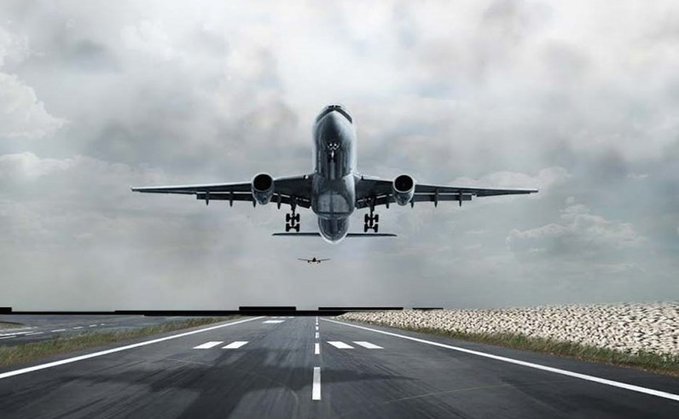 NewsWireNGR's tweet photo. Breaking: Nigeria extends closure of international airspace till October https://t.co/Ls3hMPewSx https://t.co/JddeJW87BV