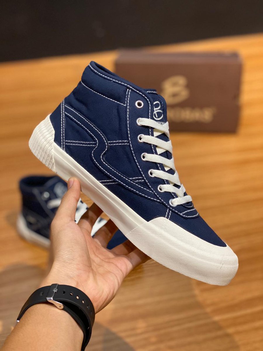 orilookstore's tweet photo. !!! Restok Hyung !!!
Patrobas Equip High Black White &amp; Navy
•
Available Size 
Size 38-44
• 
Harga Rp. 259k ( Retail 290k )
•
For Order and Inquiries
Wa : 089670388783

#orilookstore #patrobas #sepatulokal https://t.co/bk6682Azgn