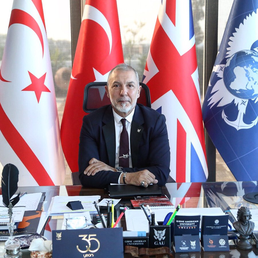akpinar_serhat's tweet photo. 2020 YKS tercihlerinde Aday Öğrencilerimize Başarılar Diliyorum. 6 -14 Ağustos arasında vermiş olacağınız karar hayatınızın en önemli kararlarından biri olacaktır . Yolunuz Açık Olsun 🙏🏻 https://t.co/qliXiu8gt6