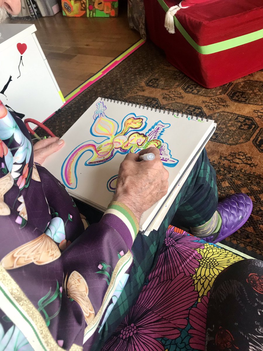 WickertRachel's tweet photo. Morning doodling #cocreating #peace #orchid #selfcare #dementiacare https://t.co/oJyD2xrwML