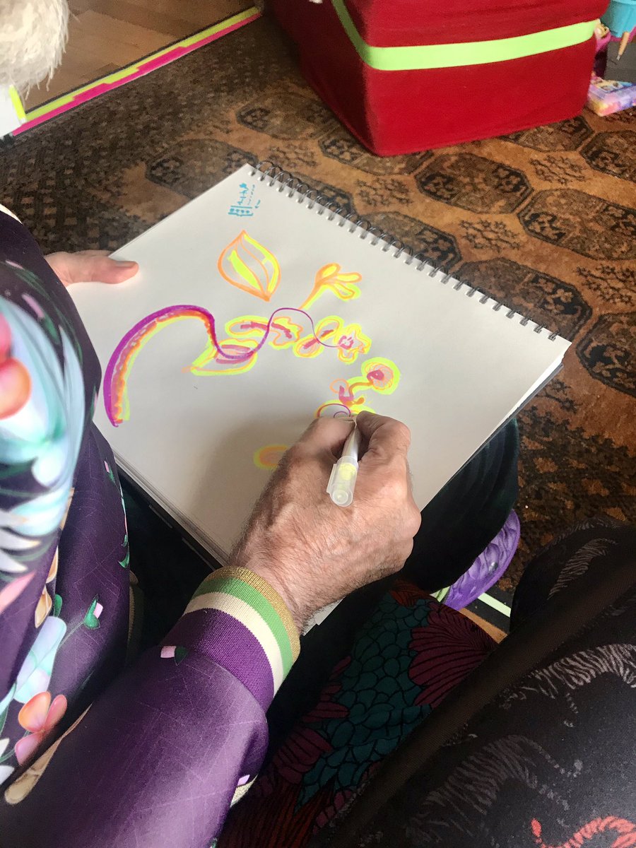 WickertRachel's tweet photo. Morning doodling #cocreating #peace #orchid #selfcare #dementiacare https://t.co/oJyD2xrwML