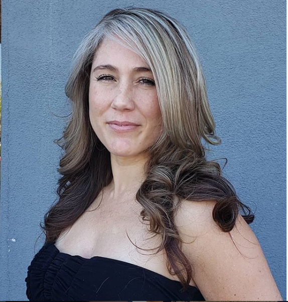 Mara_Kogan's tweet photo. Hair Color by Mara Kogan. Contact Mara at 602-619-8996.
#hairextentions #schwarzkopf #scottssalehair #Hairdresser #Lanza #igoraroyal #russiangirl #russianhair https://t.co/6Pu3MaTDlY