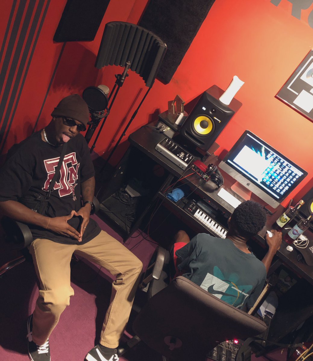 1RealJoeyB's tweet photo. https://t.co/kdeGkH8P3L