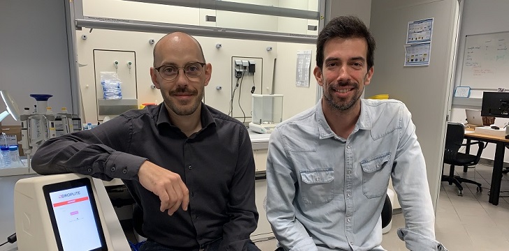 CataloniaHealth's tweet photo. 🗞️ @onedroplite, spin-off del @ICFOnians y @icreacommunity, recibe 750.000 € de inversores públicos para preparar su llegada al mercado https://t.co/235TaSMXXQ vía @Planta_Doce 

#LifeSciences #salud #diagnostico https://t.co/ohMCrLjHA4