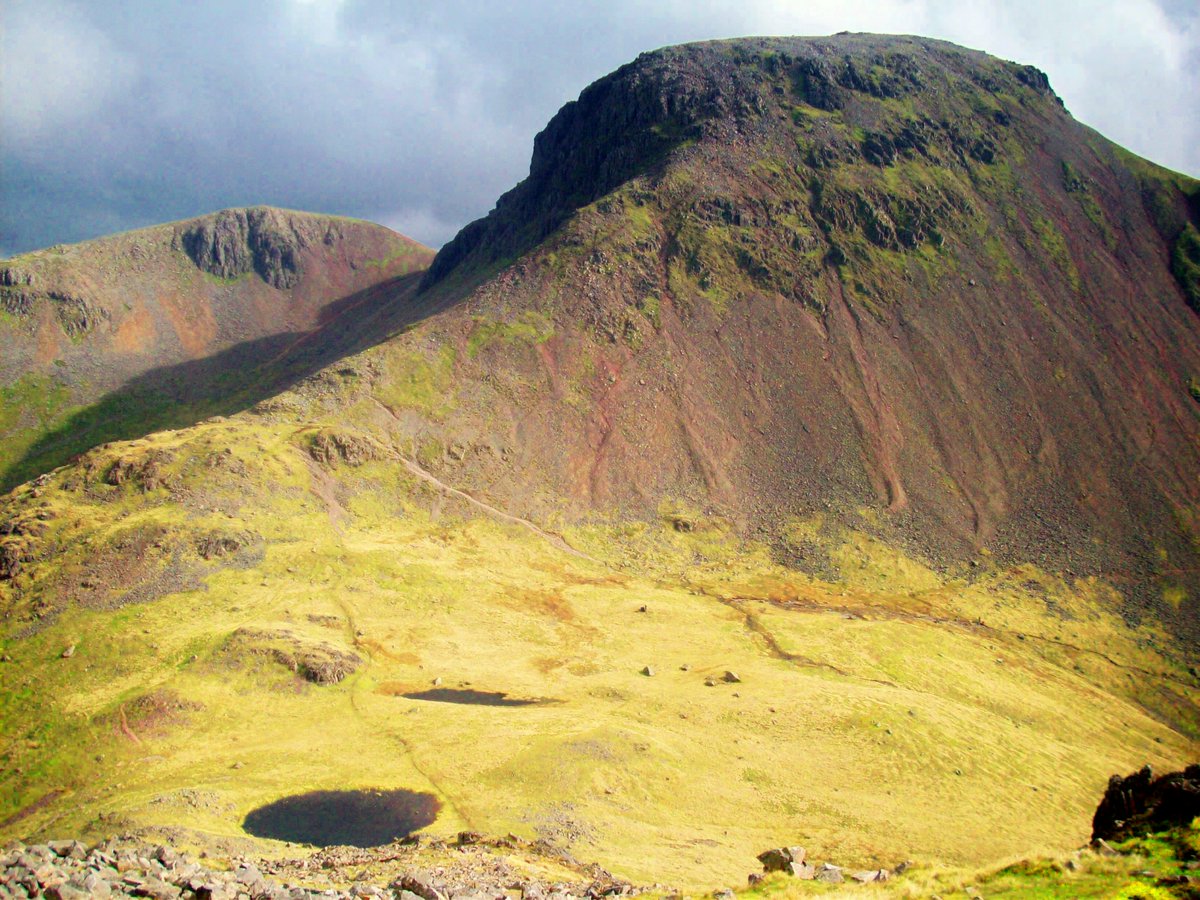 StanLeigh18's tweet photo. #LakeDistrict- #Tarns, a short series]-the 8th set
#BeckheadTarn between #KirkFell &amp; #GreatGable [10/2010] 
#LittleTarn near #Overwater &amp; #Orthwaite [05/2013] 
#SeathwaiteTarn viewed near #GreyFriar &amp; #BrimFell [07/2014] 
#GreendaleTarn between #MiddleFell &amp; #Seatallan [11/2010] https://t.co/UDW2gdJFB5